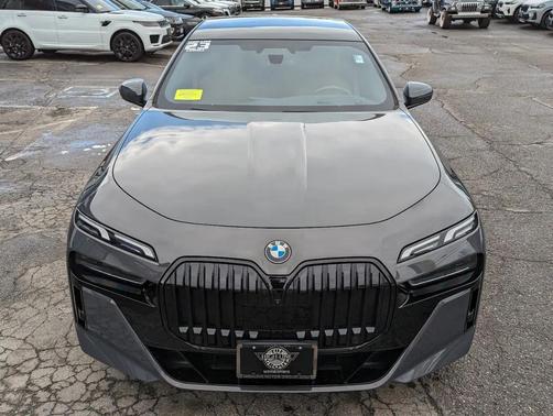 2023 BMW 760 i xDrive