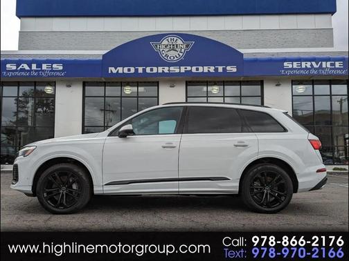 Glacier White Metallic 2025 Audi Q7 55 Premium Plus