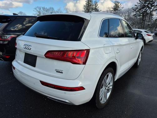 2018 Audi Q5 2.0T Tech Premium