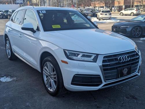 2018 Audi Q5 2.0T Tech Premium