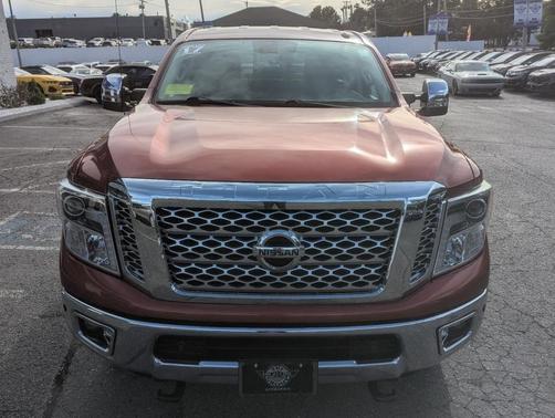 2017 Nissan Titan XD SL
