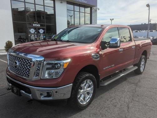 2017 Nissan Titan XD SL