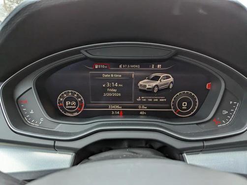 2020 Audi Q5 45 Titanium Premium