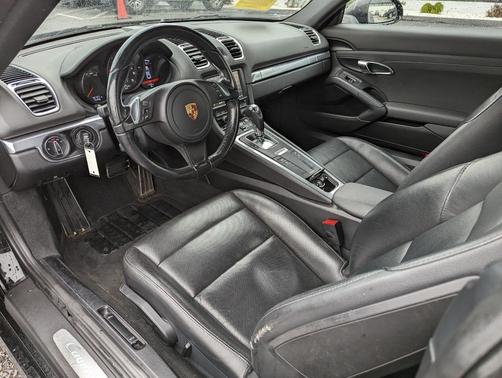 2015 Porsche Cayman 2dr Cpe