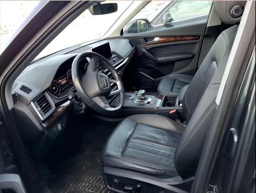 2018 Audi Q5 2.0T Tech Premium