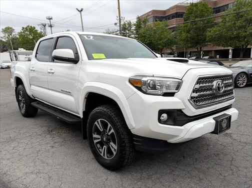 2017 Toyota Tacoma TRD Sport