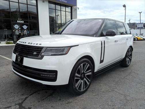 2023 Land Rover Range Rover P400 SE