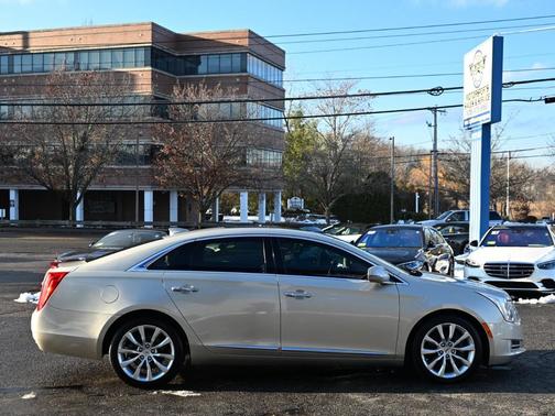 2016 Cadillac XTS Luxury