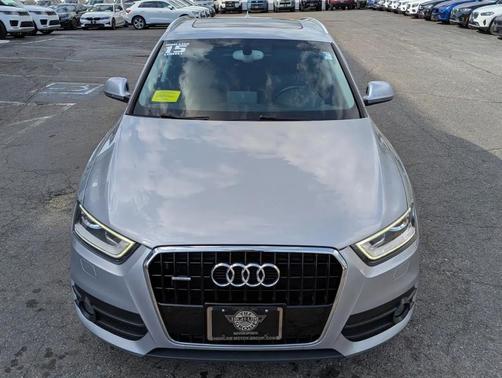 Florett Silver Metallic 2015 Audi Q3 2.0T Premium Plus