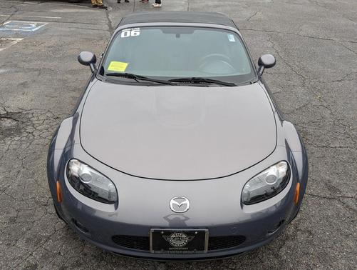 2006 Mazda MX-5 Miata Touring