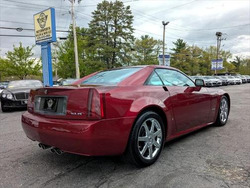 2006 Cadillac XLR Base