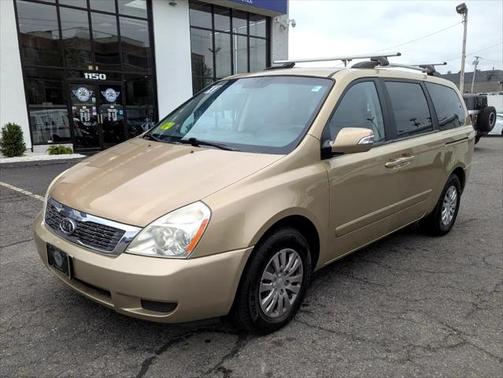 2011 Kia Sedona LX