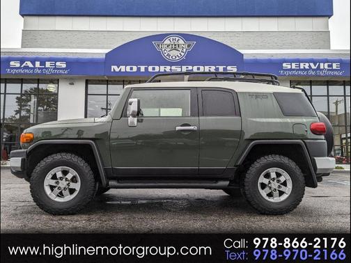 2014 Toyota FJ Cruiser Base