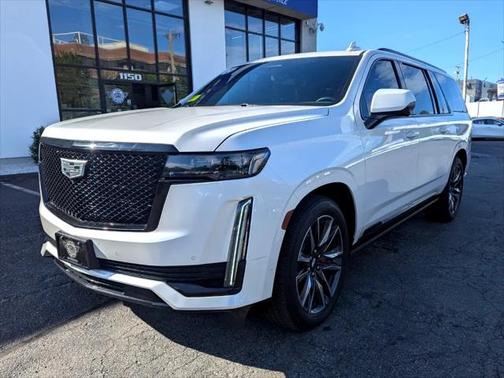 2022 Cadillac Escalade ESV Sport Platinum