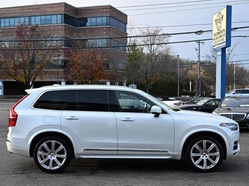 2018 Volvo XC90 T6 Inscription