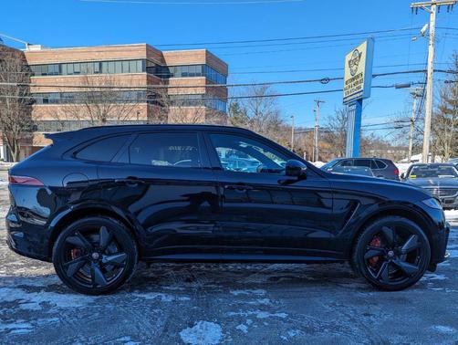 2023 Jaguar F-PACE SVR P550 AWD Automatic