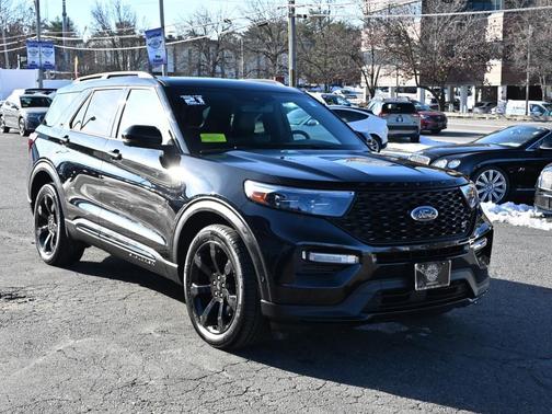 2021 Ford Explorer ST