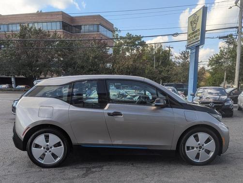 2014 BMW i3 Base w/Range Extender
