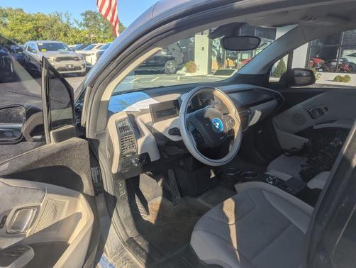 2014 BMW i3 Base w/Range Extender