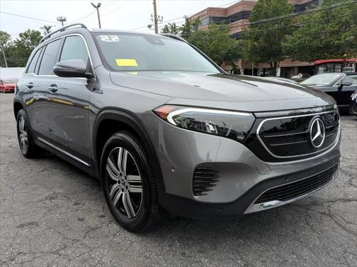 2022 Mercedes-Benz EQB 300 4MATIC