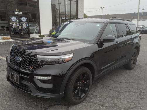 2022 Ford Explorer ST