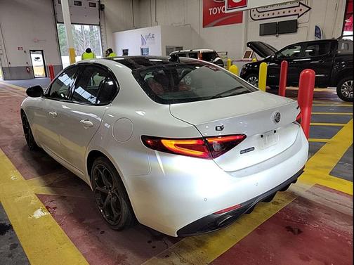 2018 Alfa Romeo Giulia Ti Sport