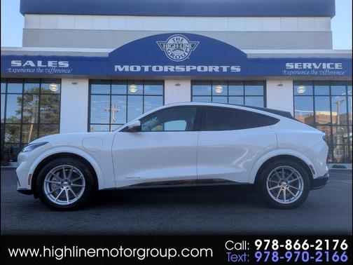 2022 Ford Mustang Mach-E Premium