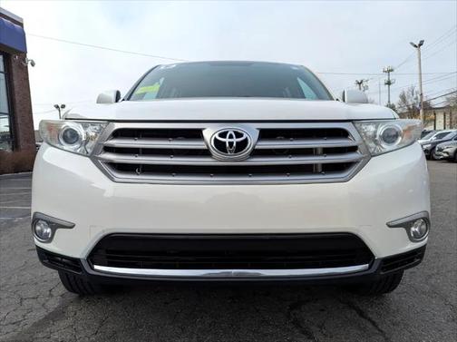2013 Toyota Highlander SE