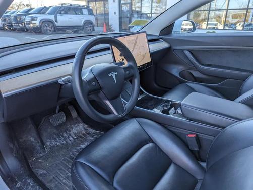 2020 Tesla Model 3 Standard Range