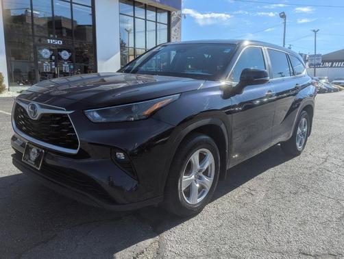 2023 Toyota Highlander Hybrid LE