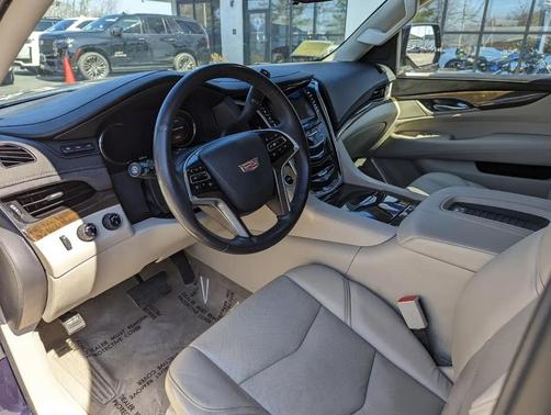 Dark Adriatic Blue Metallic 2019 Cadillac Escalade Luxury