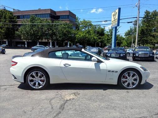2014 Maserati GranTurismo Base