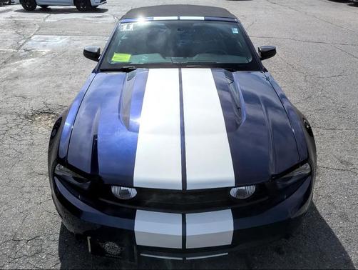 2011 Ford Mustang GT Premium