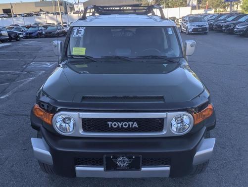 2013 Toyota FJ Cruiser Base