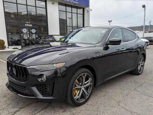 2022 Maserati Levante Modena