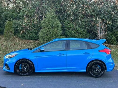 2017 Ford Focus RS Base