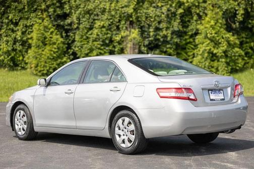 2010 Toyota Camry LE