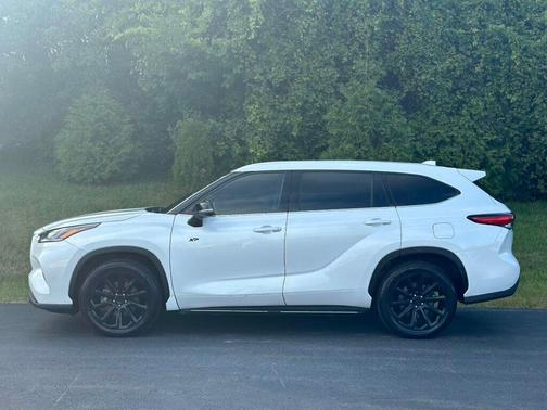 2023 Toyota Highlander Limited