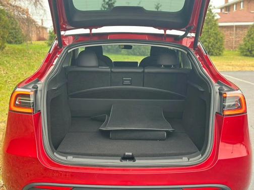 2023 Tesla Model Y AWD