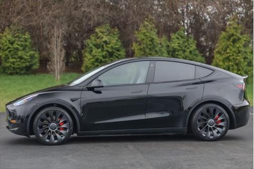 2022 Tesla Model Y Performance AWD