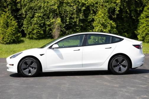 2021 Tesla Model 3 Long Range