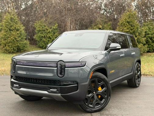 2022 Rivian R1S Launch Edition AWD