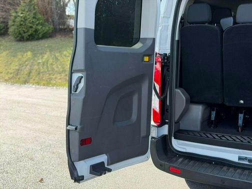 Oxford White 2020 Ford Transit-350 XLT