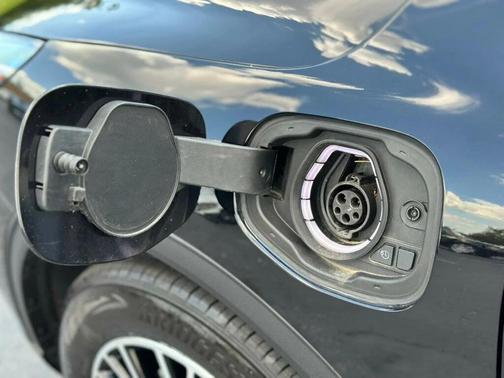 2023 Ford Escape PHEV Base