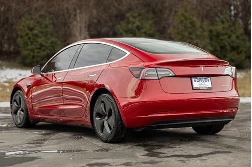 2019 Tesla Model 3 Long Range