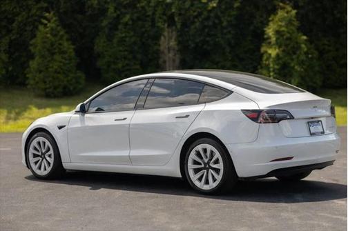 2022 Tesla Model 3 Long Range