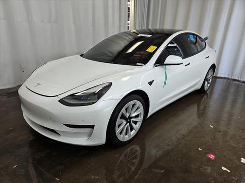 2022 Tesla Model 3 Long Range