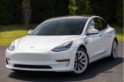 2022 Tesla Model 3 Long Range