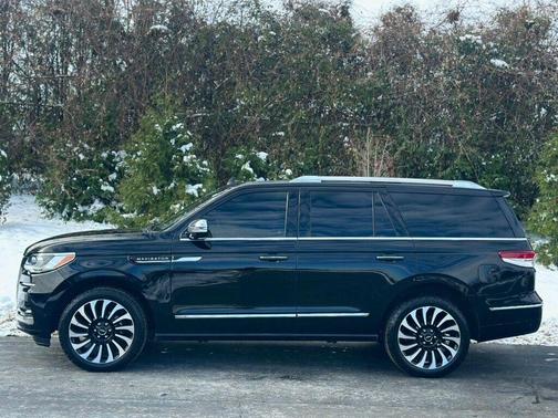 2022 Lincoln Navigator Black Label