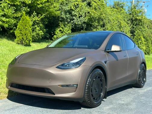 2023 Tesla Model Y Performance AWD